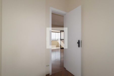 Apartamento à venda com 107m², 4 quartos e 2 vagasQuarto 1