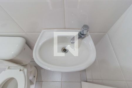 Apartamento à venda com 107m², 4 quartos e 2 vagasDetalhe Banheiro - Área de Serviço