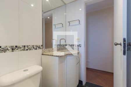 Apartamento à venda com 107m², 4 quartos e 2 vagasBanheiro 