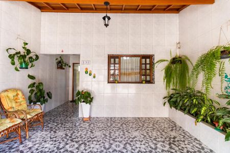 Casa à venda com 70m², 2 quartos e 2 vagasGaragem