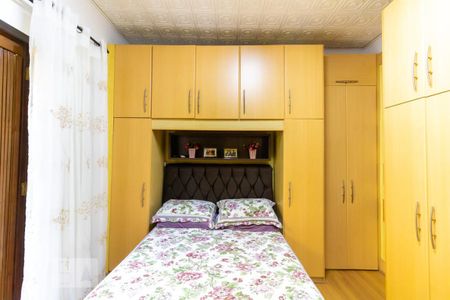 Suíte de casa à venda com 2 quartos, 70m² em Parque Vitoria, São Paulo