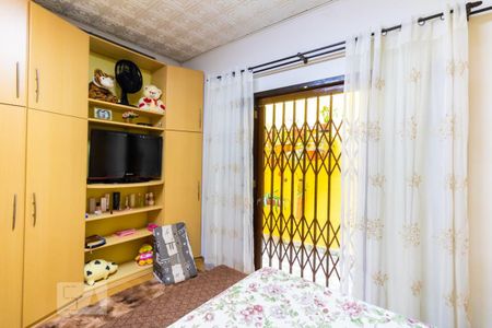 Casa à venda com 70m², 2 quartos e 2 vagasSuíte