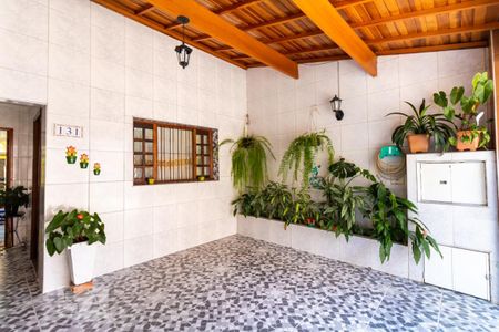 Casa à venda com 70m², 2 quartos e 2 vagasGaragem