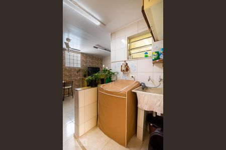 Casa à venda com 70m², 2 quartos e 2 vagasÁrea de Serviço