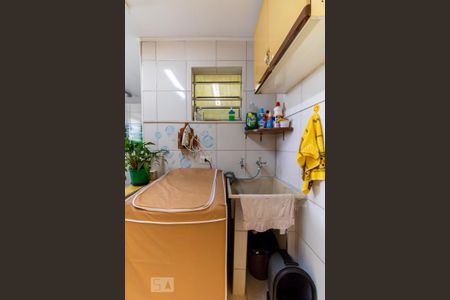 Casa à venda com 70m², 2 quartos e 2 vagasÁrea de Serviço