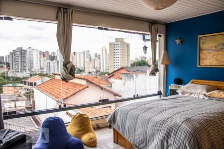 Casa à venda com 175m², 6 quartos e 5 vagas Suíte Externa Superior