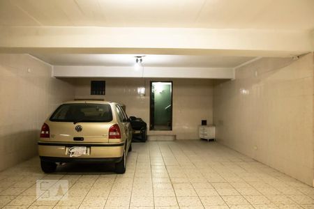 Casa à venda com 175m², 6 quartos e 5 vagasGaragem