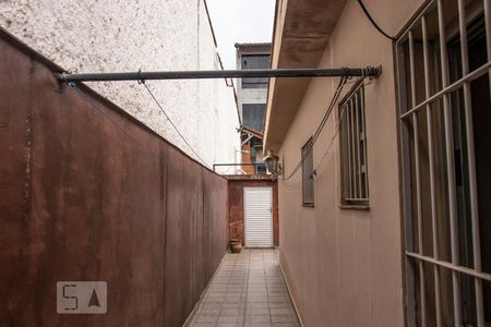 Casa à venda com 175m², 6 quartos e 5 vagasCorredor Externo