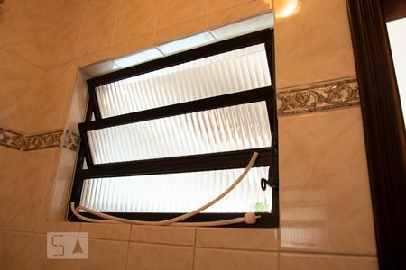 Casa à venda com 175m², 6 quartos e 5 vagasBanheiro Externo 1