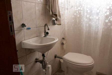 Casa à venda com 175m², 6 quartos e 5 vagasBanheiro Suíte Externa Superior