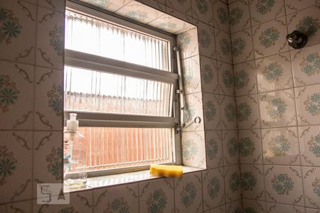 Casa à venda com 175m², 6 quartos e 5 vagasBanheiro Suíte 2