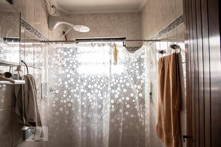 Casa à venda com 175m², 6 quartos e 5 vagasBanheiro Suíte Externa Superior