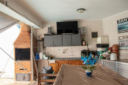 Casa à venda com 175m², 6 quartos e 5 vagasChurrasqueira