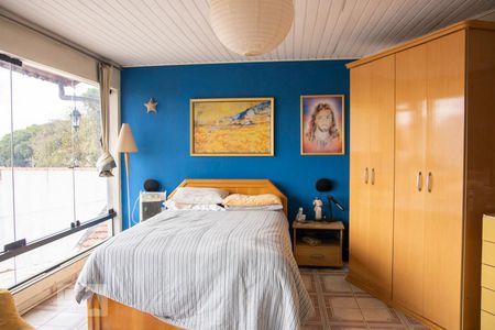 Casa à venda com 175m², 6 quartos e 5 vagas Suíte Externa Superior