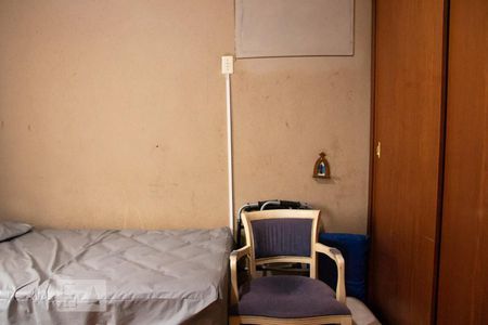 Casa à venda com 175m², 6 quartos e 5 vagasDormitório 2