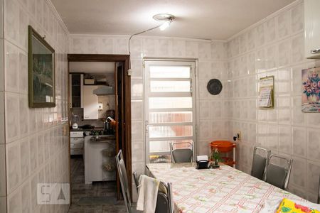 Casa à venda com 175m², 6 quartos e 5 vagasCozinha