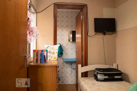 Casa à venda com 175m², 6 quartos e 5 vagasSuíte 2