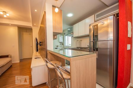 Sala de apartamento para alugar com 2 quartos, 53m² em Humaitá, Porto Alegre