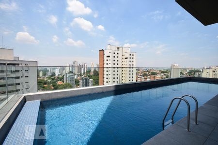 Piscina de apartamento para alugar com 1 quarto, 101m² em Sumarezinho, São Paulo