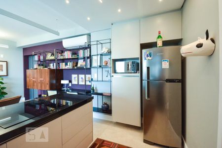 Cozinha de apartamento para alugar com 1 quarto, 101m² em Sumarezinho, São Paulo
