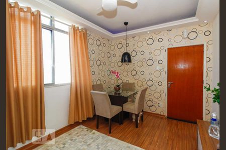 Sala de apartamento à venda com 2 quartos, 58m² em Sampaio, Rio de Janeiro