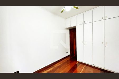 Quarto 1 de casa à venda com 3 quartos, 181m² em Jardim Santa Mena, Guarulhos