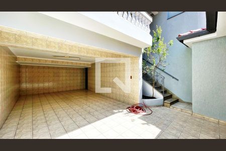 Garagem de casa à venda com 3 quartos, 181m² em Jardim Santa Mena, Guarulhos