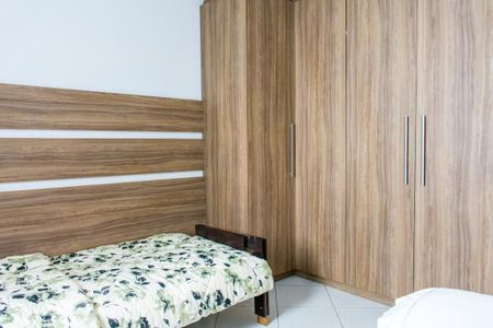 Casa à venda com 173m², 3 quartos e 2 vagasQuarto