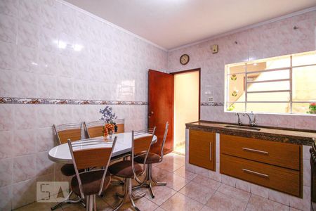 Cozinha de casa para alugar com 2 quartos, 140m² em Vila Prudente, São Paulo