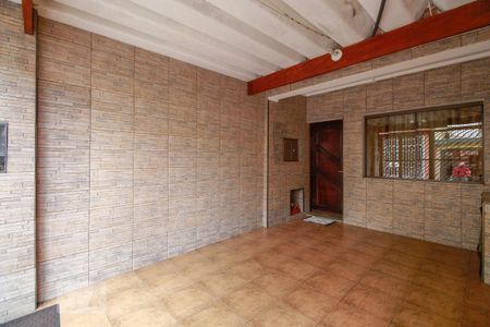 Casa para alugar com 140m², 2 quartos e 1 vaga Casa para alugar com 140m², 2 quartos e 1 vagaGaragem
