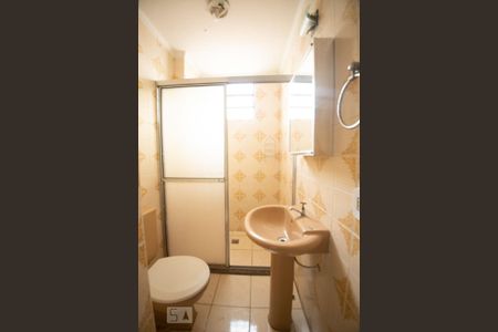 banheiro de apartamento para alugar com 2 quartos, 60m² em Jardim Aurelia, Campinas