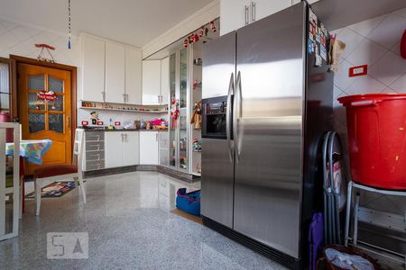 Casa à venda com 520m², 5 quartos e 5 vagasCozinha 1