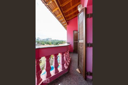 Casa à venda com 520m², 5 quartos e 5 vagasVaranda das Suítes 1 e 2