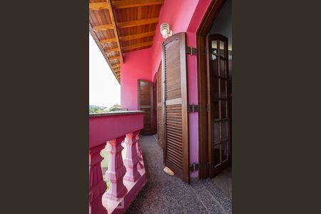 Casa à venda com 520m², 5 quartos e 5 vagasVaranda das Suítes 1 e 2