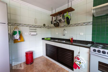 Casa à venda com 520m², 5 quartos e 5 vagasCozinha 2