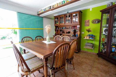 Casa à venda com 520m², 5 quartos e 5 vagasSala de Almoço