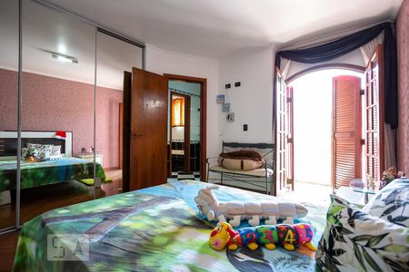 Casa à venda com 520m², 5 quartos e 5 vagasSuíte 3