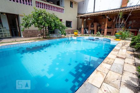 Casa à venda com 520m², 5 quartos e 5 vagasPiscina