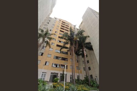 Apartamento para alugar com 70m², 2 quartos e 1 vagaFachada