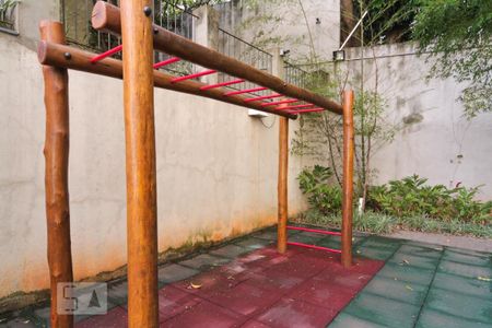 Apartamento para alugar com 70m², 2 quartos e 1 vagaÁrea Comum - Playground