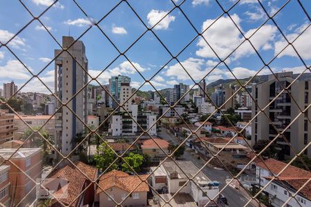 Apartamento à venda com 400m², 4 quartos e 5 vagasVista Quarto 2