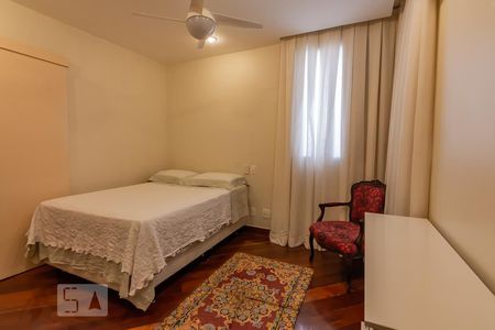 Apartamento à venda com 400m², 4 quartos e 5 vagasQuarto 3 Suíte