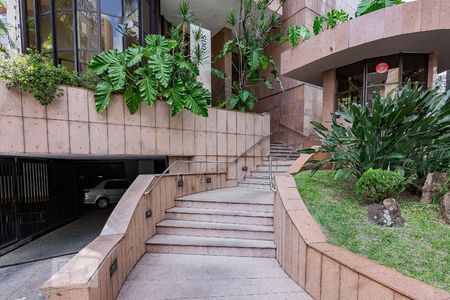 Apartamento à venda com 400m², 4 quartos e 5 vagasEntrada Edifício