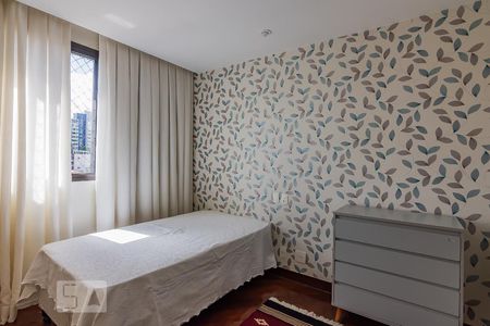 Apartamento à venda com 400m², 4 quartos e 5 vagasQuarto 2