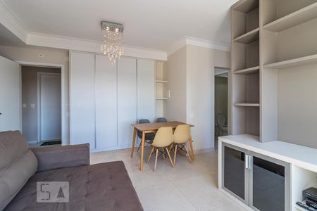 Sala de apartamento para alugar com 1 quarto, 43m² em Melville Empresarial Ii, Barueri