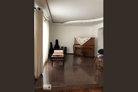 Apartamento à venda com 3 quartos, 330m² em Cambuci, São Paulo