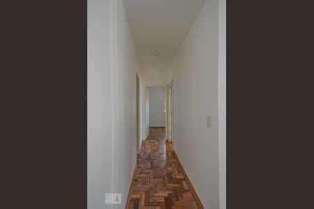 Corredor de apartamento para alugar com 2 quartos, 51m² em Cavalhada, Porto Alegre