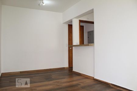 Sala de apartamento para alugar com 2 quartos, 80m² em Alphaville Industrial, Barueri