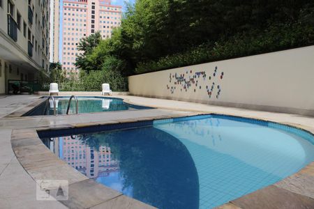 Apartamento para alugar com 80m², 2 quartos e 1 vagaPiscina