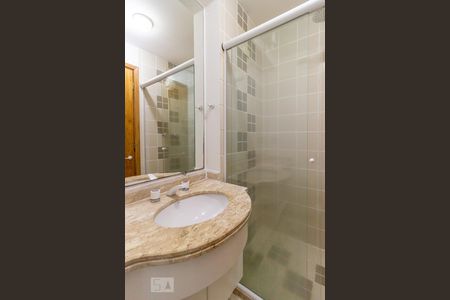 Apartamento para alugar com 80m², 2 quartos e 1 vaga Apartamento para alugar com 80m², 2 quartos e 1 vagaBanheiro